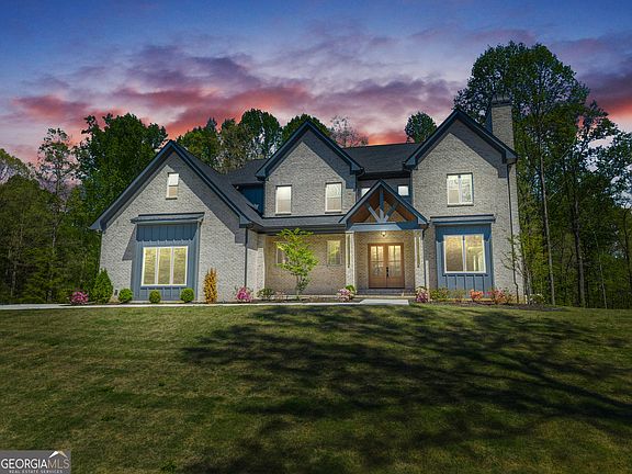 2nd image of 1136 Lexington Ridge Rd
