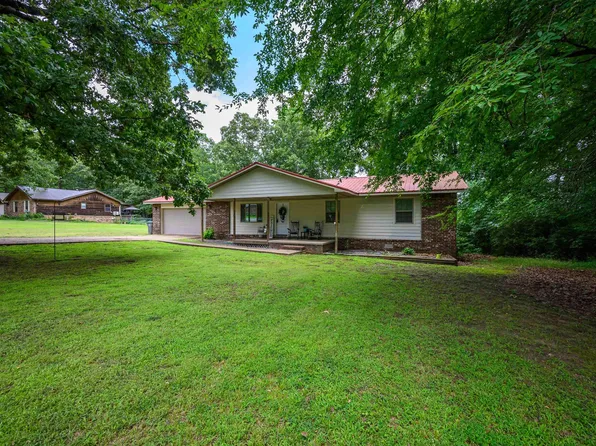 201 Chamblee Dr, Batesville, AR 72501
