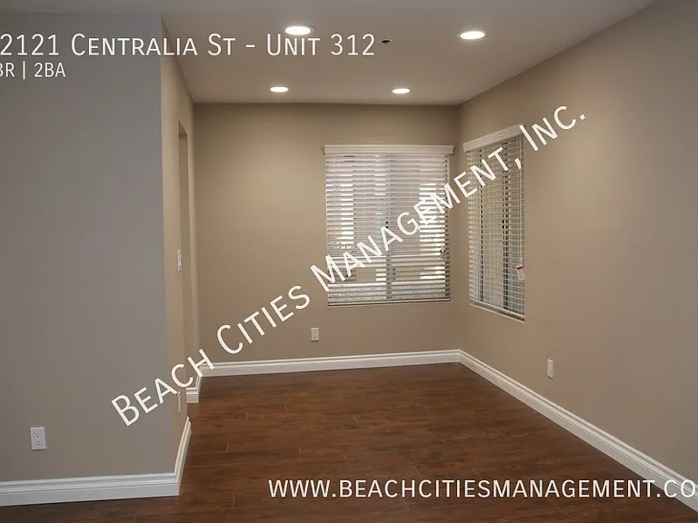 12121 Centralia St #312 — Photo 7