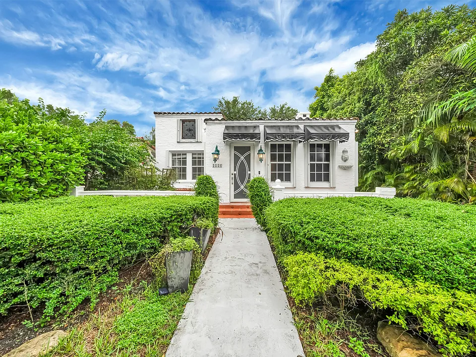 1114 Milan Ave