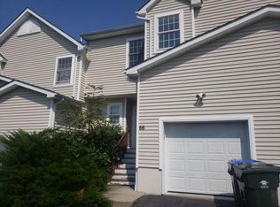 66 Pewter Cir, Chester, NY 10918