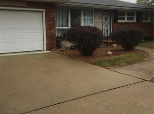 5106 Humbert Rd, Godfrey, IL 62035