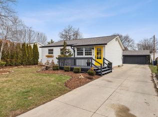 4782 Edinburgh Ln, Columbus, OH 43229