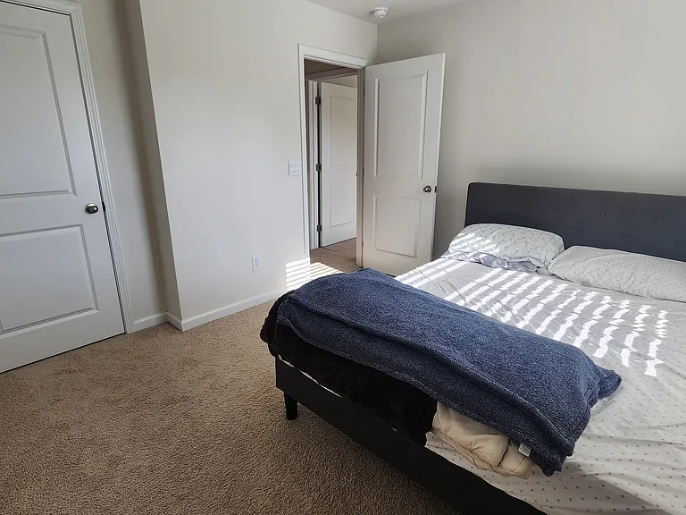 7451 Buckpasser Dr — Photo 13