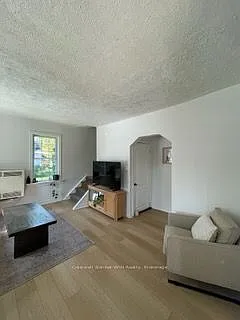 2 bed, $1,900 — Photo 3