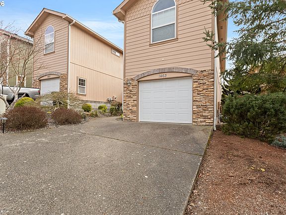 2nd image of 1463 Four Seasons Dr