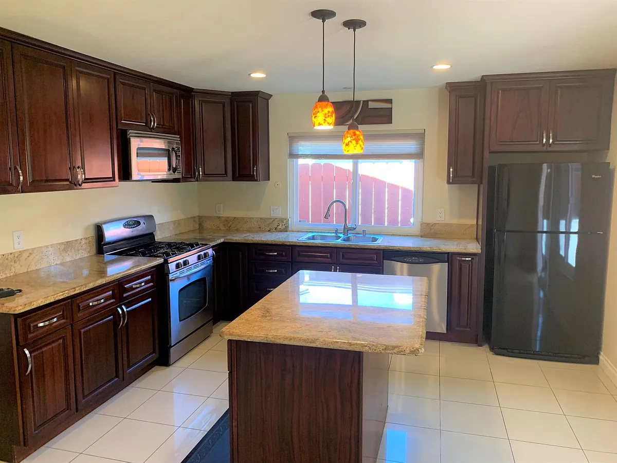 Building Photo - 7724 Acama St
