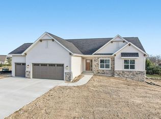 762 Brockway Dr LOT 24, Mukwonago, WI 53149