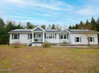 12 Beverly St, Saratoga Springs, NY 12866