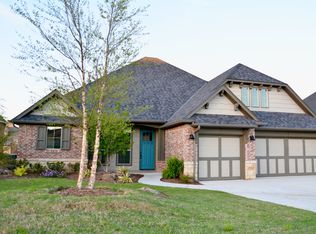 533 Newport Bridge Dr, Edmond, OK 73034