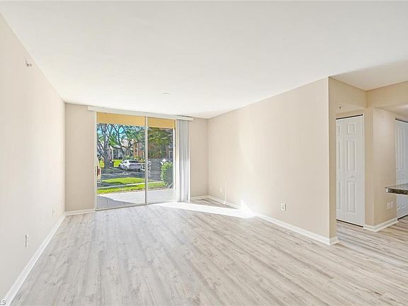 5th image of 1230 Wildwood Lakes Blvd APT 107