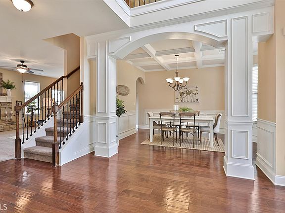 5th image of 150 Seawright Dr