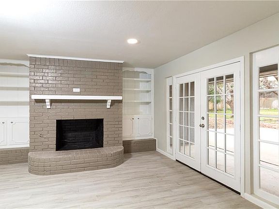 4th image of 1010 Shelley Ct