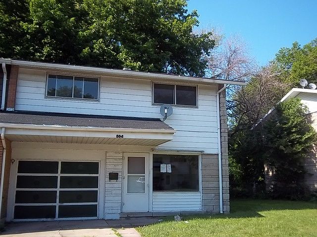 1st image of 504 W Pacesetter Pkwy