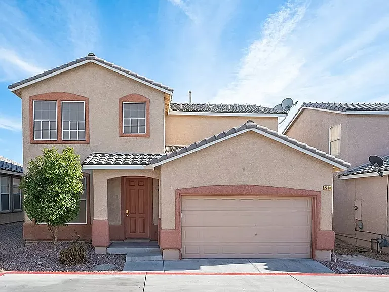 2700 Sun Cactus Ct — Photo 1