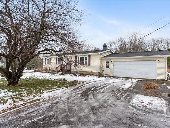 3rd image of 1043 Cork Rd