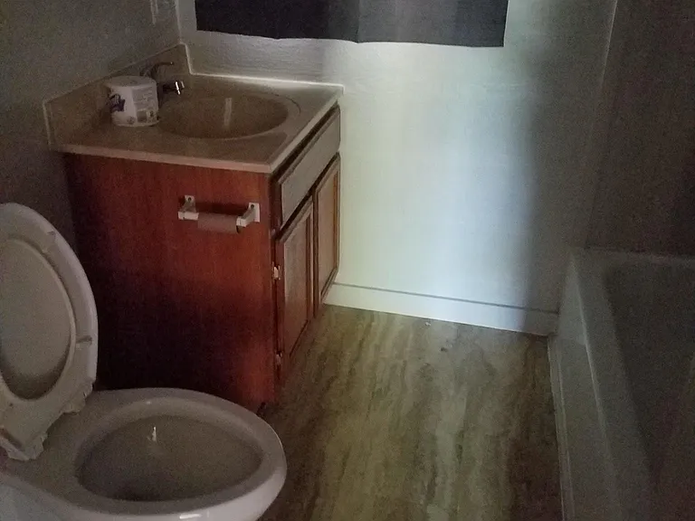 206 W Jackson St — Photo 8