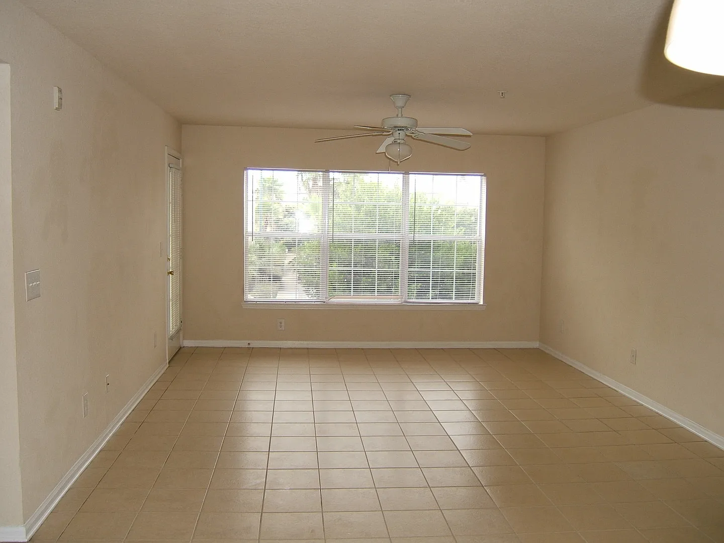 Cozy 3B/2B Unfurnished Condo near Beach in the Heart of Destin! — Photo 3