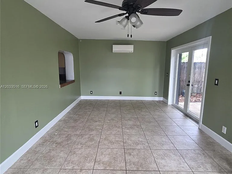 4415 Tyler St — Photo 17