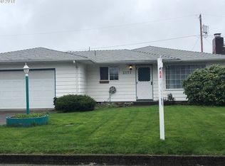 2177 Rhododendron St, Springfield, OR 97477