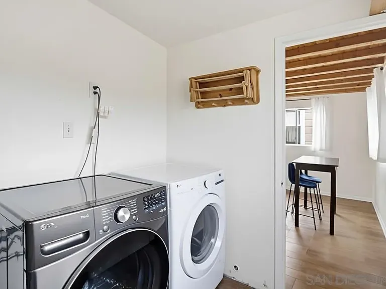 741 Arenas St — Photo 26