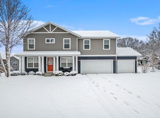 15166 Silver Fir Dr, Holland, MI 49424