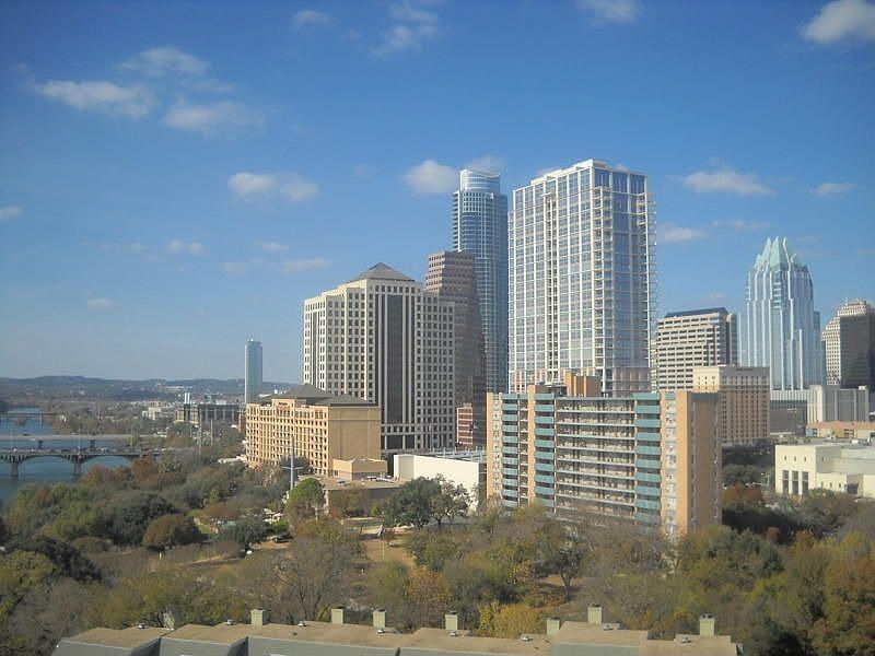 2nd image of 603 Davis St APT 1303