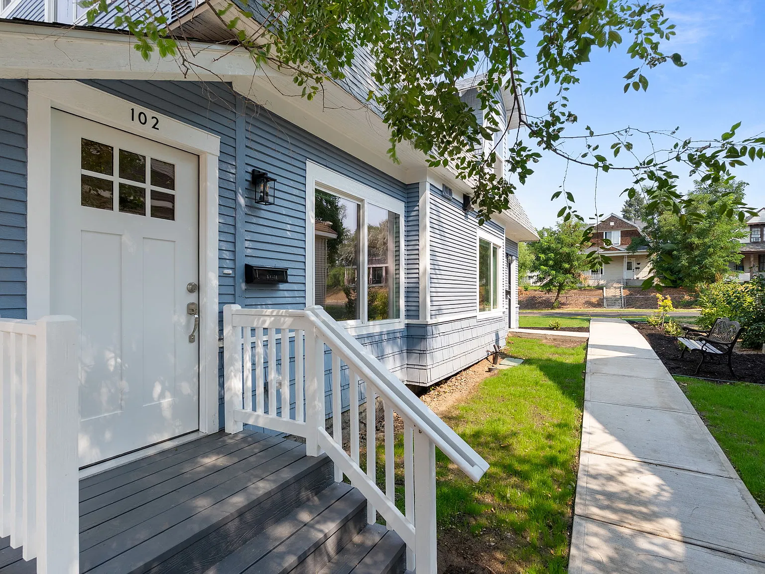 2 bed, 575 sqft, $1,350 — Photo 1