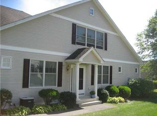 3 Wildflower Ter, Avon, CT 06001