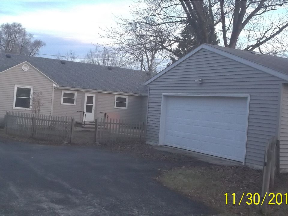 2nd image of 420 Glessner Ave
