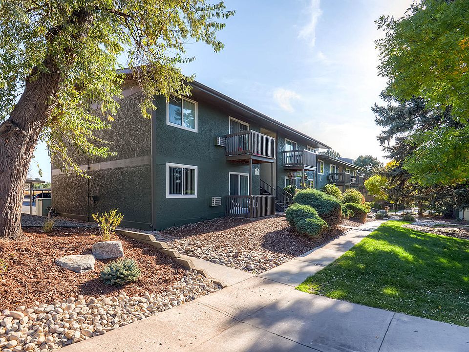 Our Apartment Community at Greentree Village Apartments