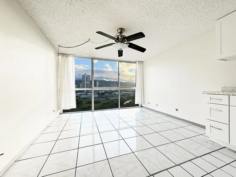 2211 Ala Wai Blvd #1514 — Photo 2