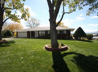 1417 S Summit View Dr, Fort Collins, CO 80524