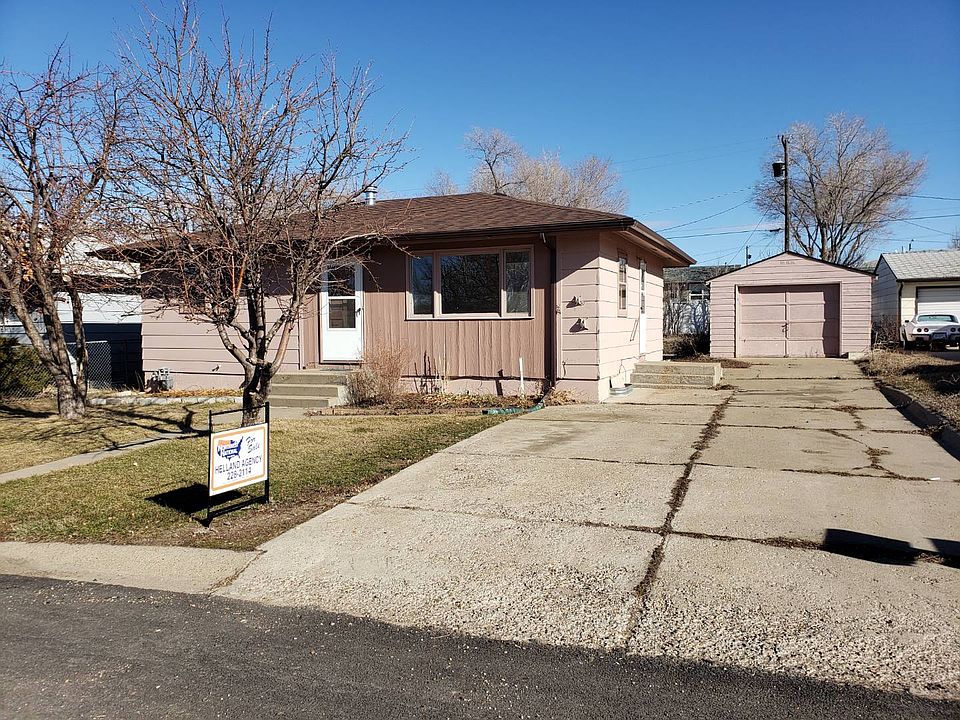 1st image of 26 Firth Pl