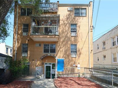 1015 66th St APT 2B, Brooklyn, NY, 11219
