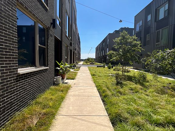 3rd image of 2001 Beach St #311
