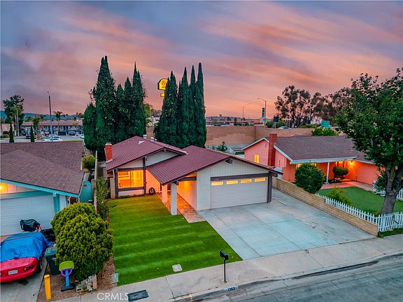 2nd image of 1363 Custoza Ave