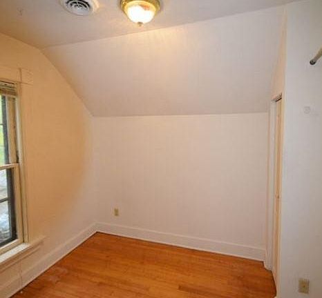 3rd image of 319 E Johnson St #T92jy77pr