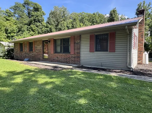 254 Lagrange St, North Tazewell, VA 24630