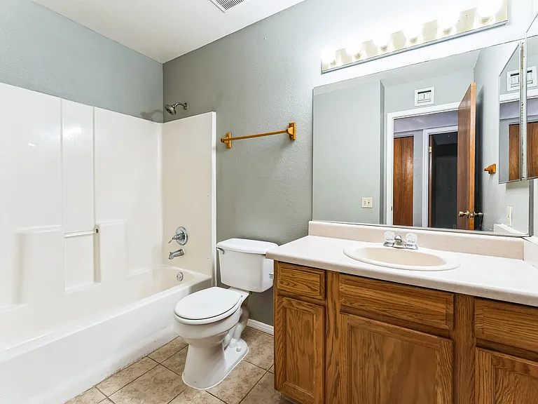 2338 W Lindner Ave #50 — Photo 8