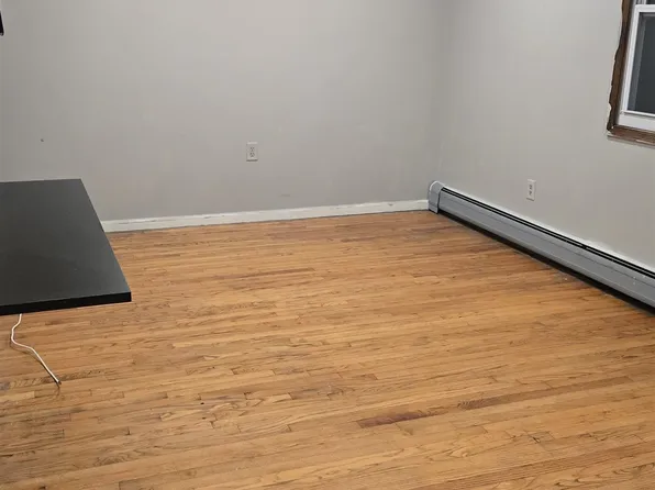 1723 41st Street image 10 of 11