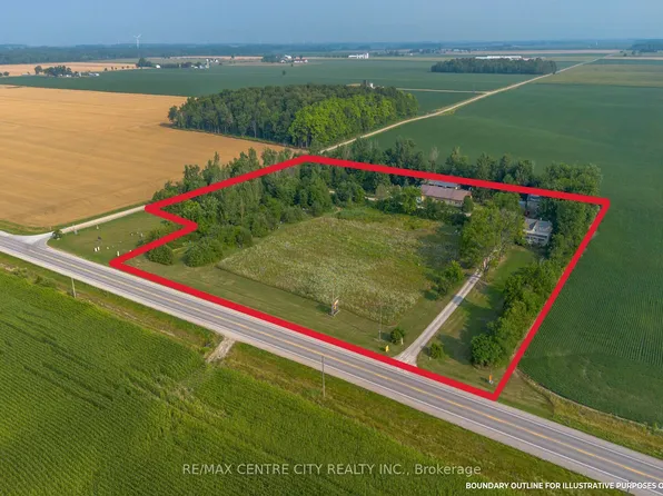 39006 Zurich Hensall Rd, Bluewater, ON N0M 1X0