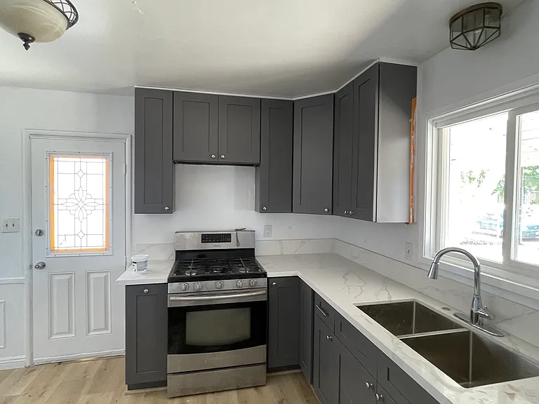 450 S Apricot Ln — Photo 4