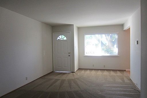 3rd image of 3057 Alviena Dr