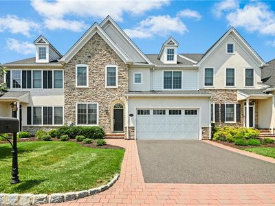 1980 Carriage Knoll Dr, Bethlehem, PA, 18015