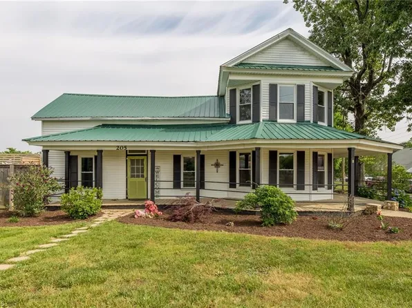 205 N Fayetteville St, Liberty, NC 27298