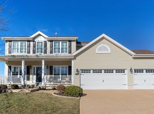 775 Castle Pines Dr, Ballwin, MO 63021
