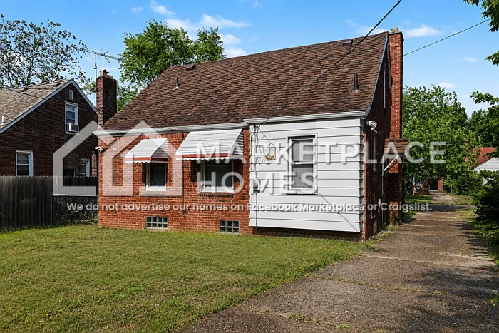 19591 Strasburg St — Photo 19