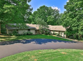 7965 Indian Hill Rd, Cincinnati, OH 45243