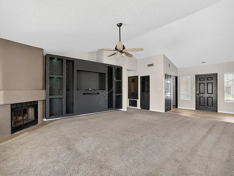 3582 W 14th Pl — Photo 21